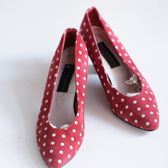 Holt Renfrew Shoes - Vintage Suede Red and White Polka Dot  Heels | Vin